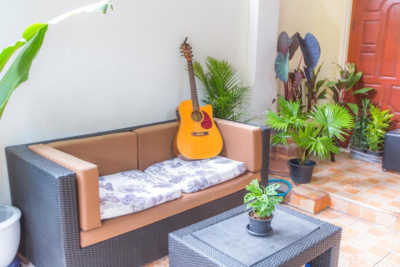 The Little Siri Hotel Chiang Mai Luaran gambar